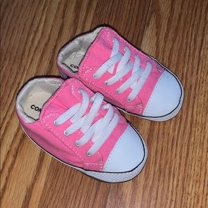 Baby girl converse!